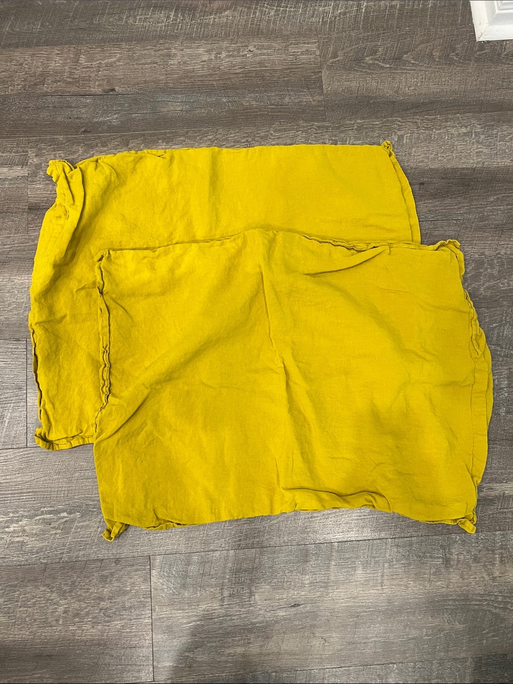 Anthropologie Men's Linen-Blend Joggers in Mustard